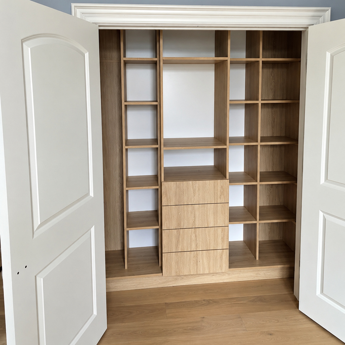 Reach-in closet system